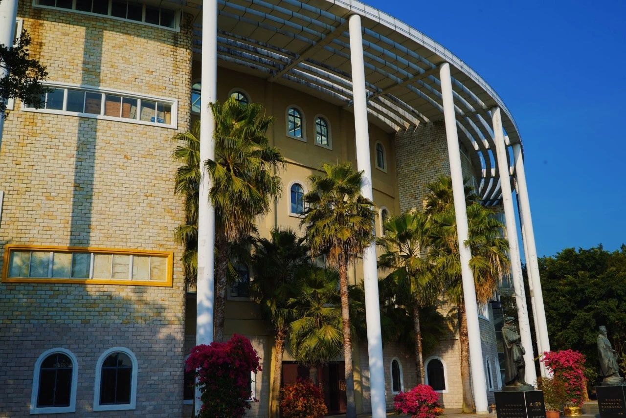 1725278361922429.jpg de3f51af41862fe56af93eb568e2cec4.jpg